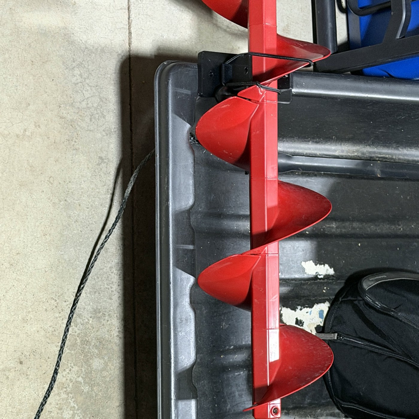 Auger Holder