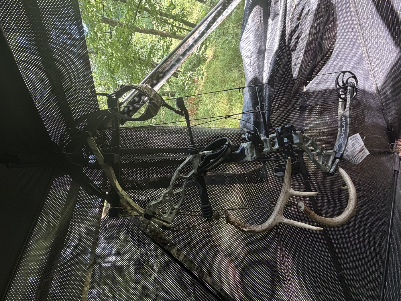 Compound Bow Hanger